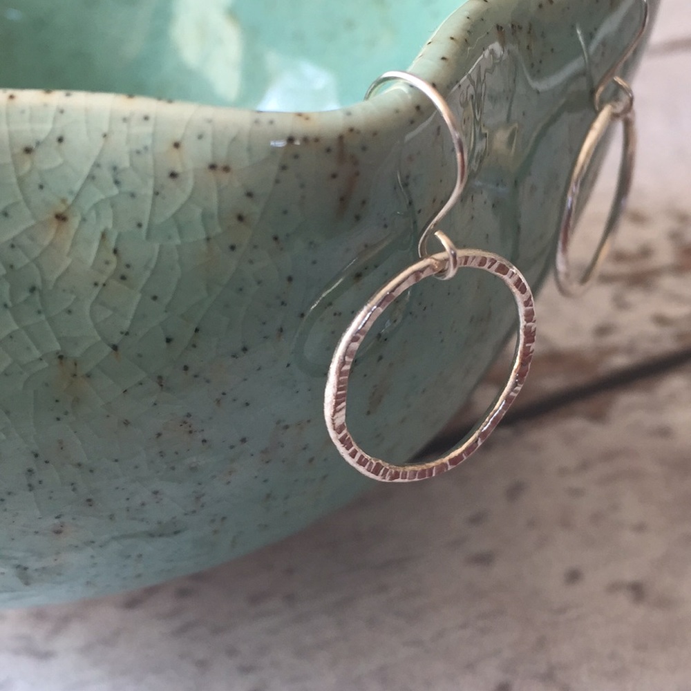 NEW - Handmade Silver Organic Circle Earrings - Picture 3 of 7